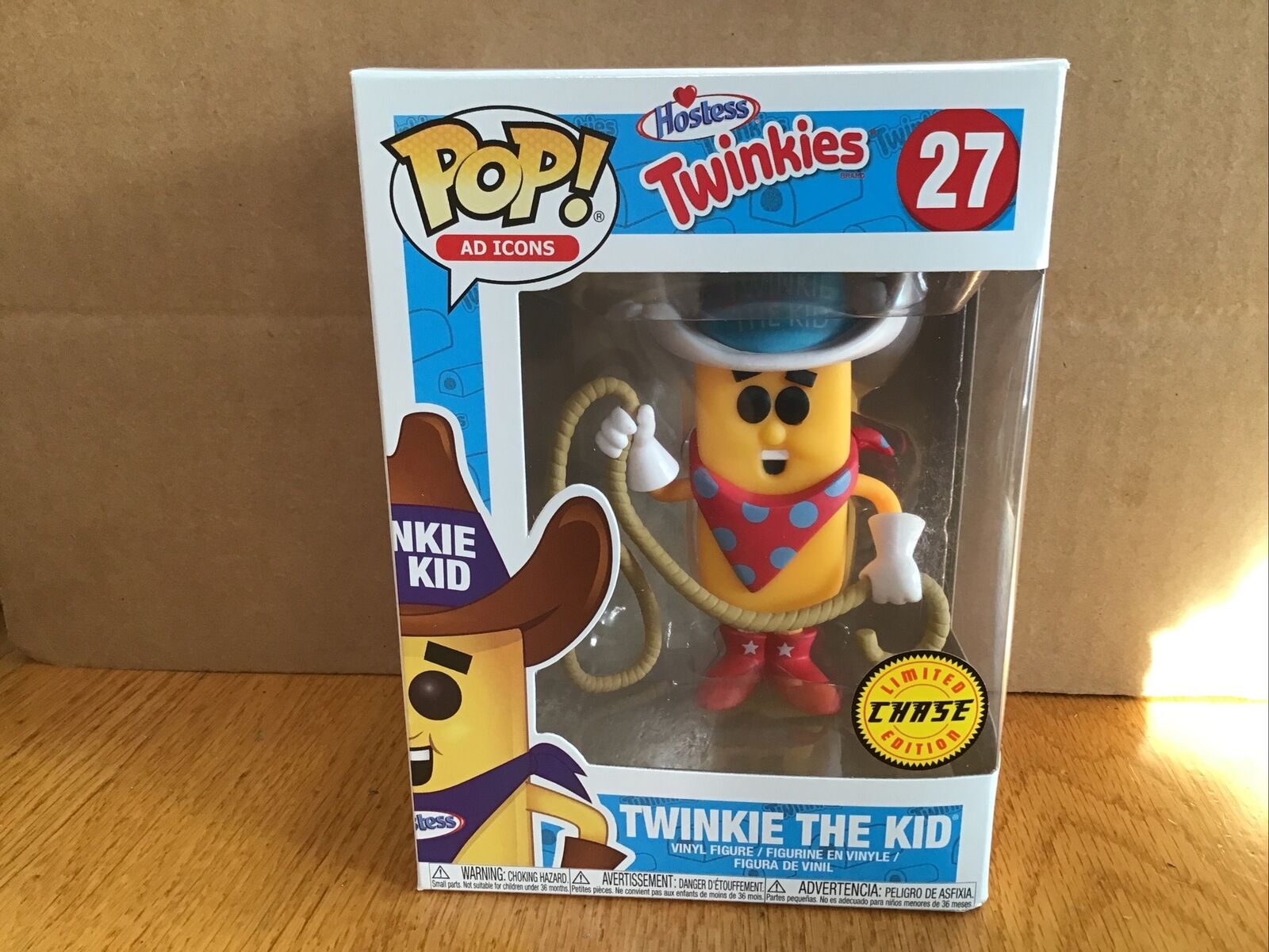 Funko Pop Ad Icon Hostess Twinkies Twinkie the Kid #27 Chase Edition W/Protector