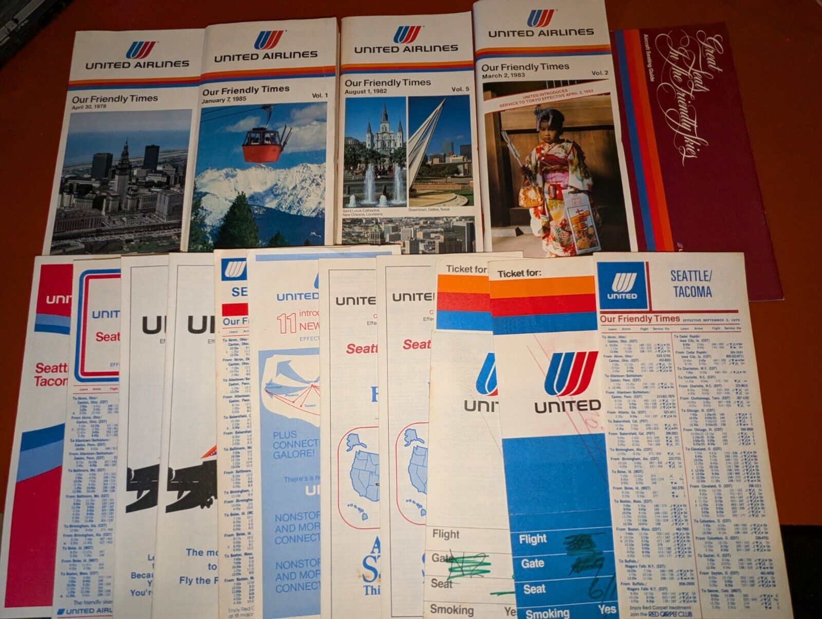 Lot of 13 Vintage United Airlines Timetables Schedules Brochures 1975-1985  +