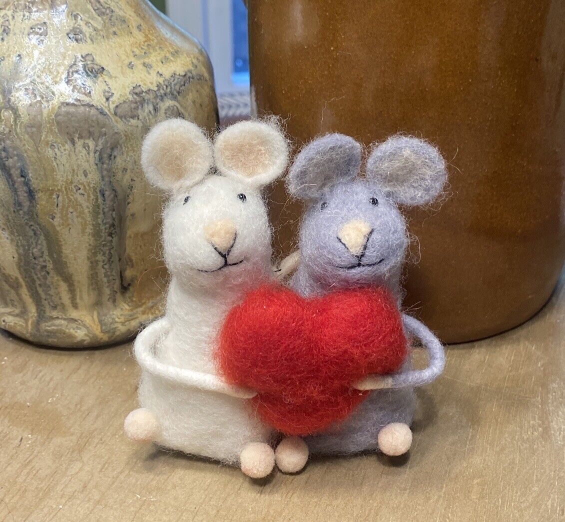 Felt Wool Handmade Love Mice Adorable