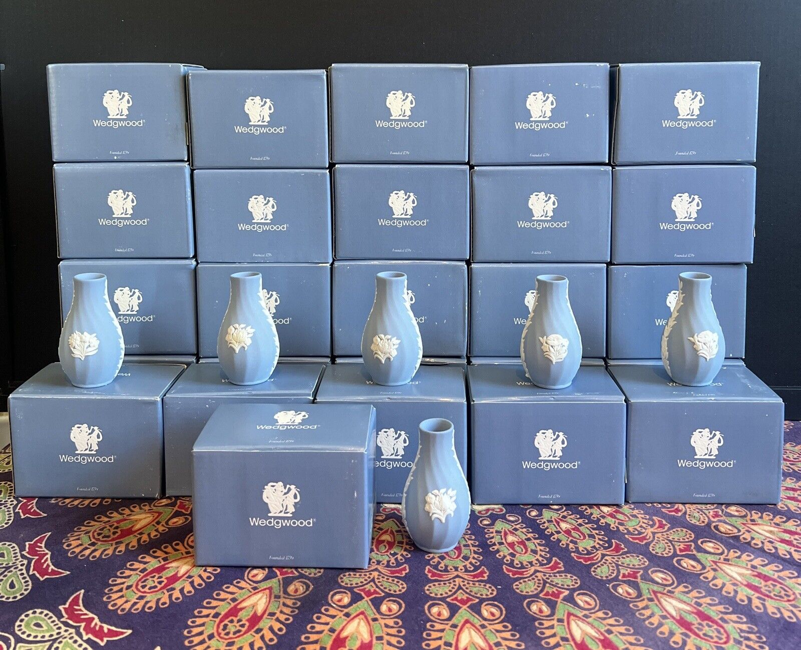 Wedgwood Blue Floral Swirl Mini Perfume Bottle Miniature Cabinet Vase New in Box