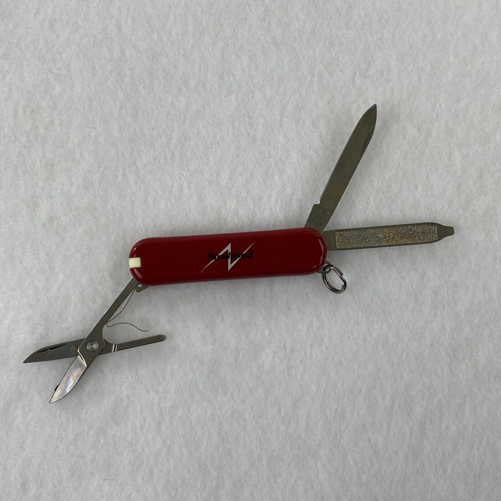 Vintage Victorinox Swiss Army Knife Small Stainless Rostfrei Red with Box