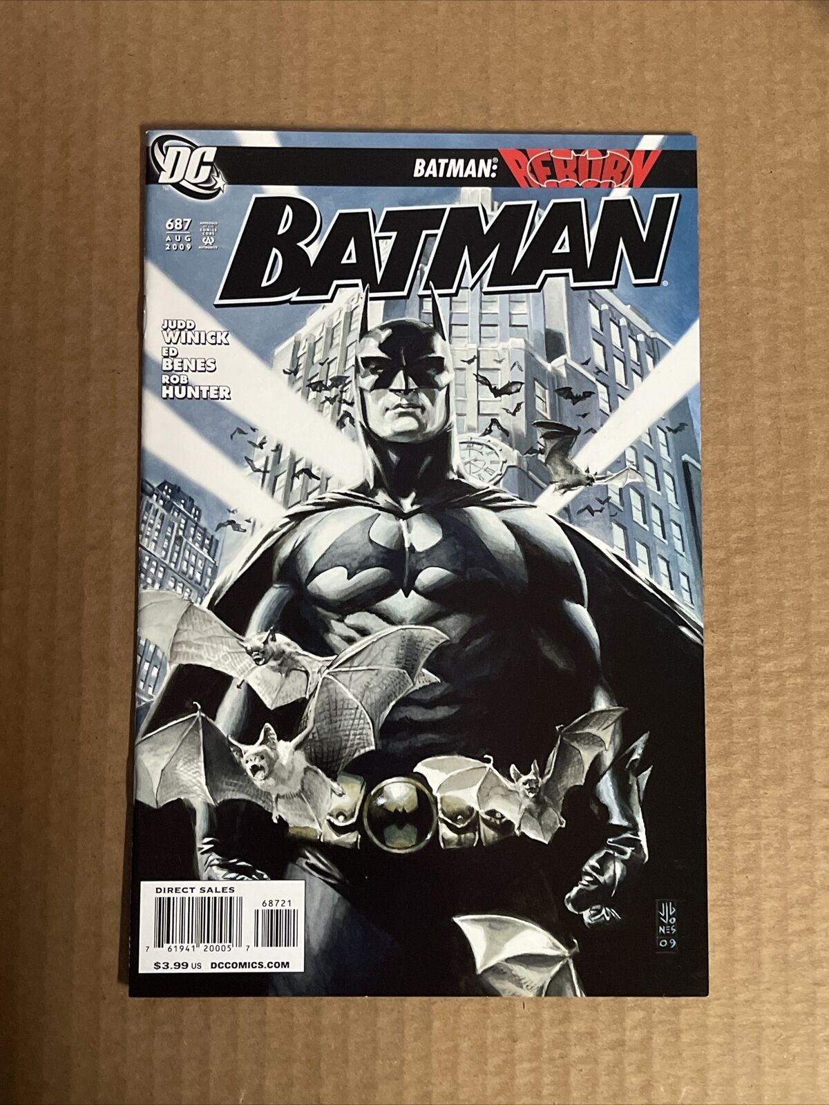 BATMAN #687 J.G. JONES 1:10 VARIANT FIRST PRINT DC COMICS (2009) REBORN