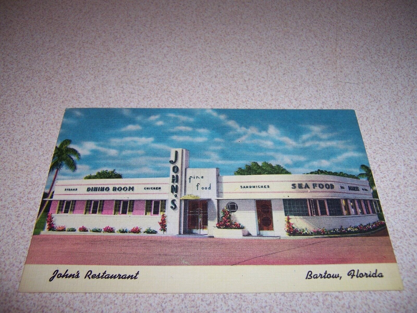 1950s JOHN\'S RESTAURANT BARTOW FLORIDA LINEN POSTCARD