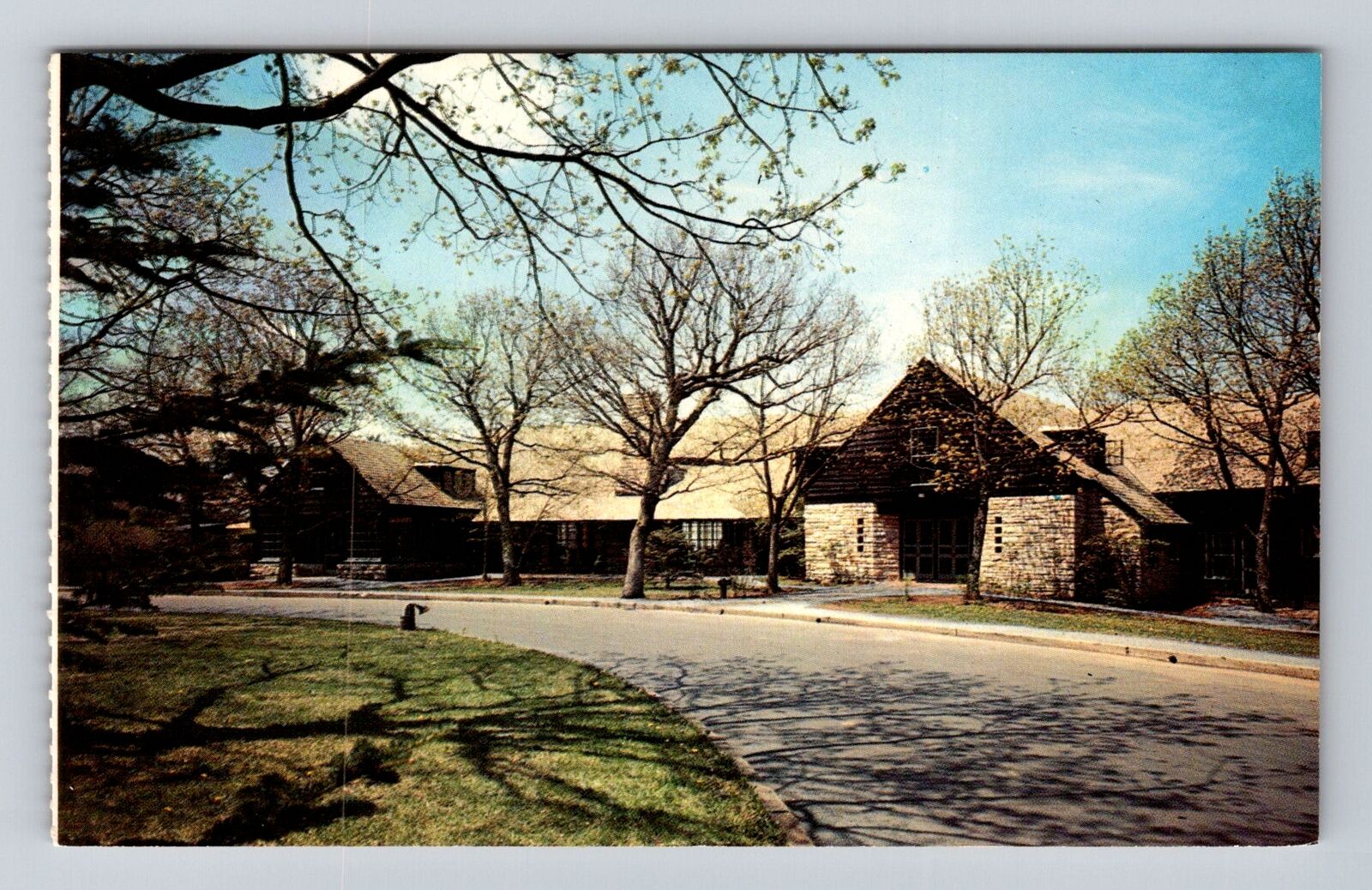 Shenandoah National Park, Big Meadows Lodge, Antique, Vintage Souvenir Postcard
