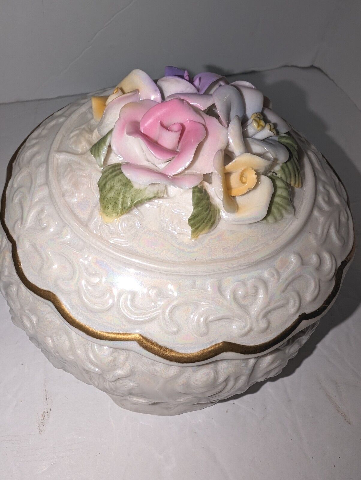 Vintage Porcelain Trinket Box w Roses  Vanity Jewelry Holder
