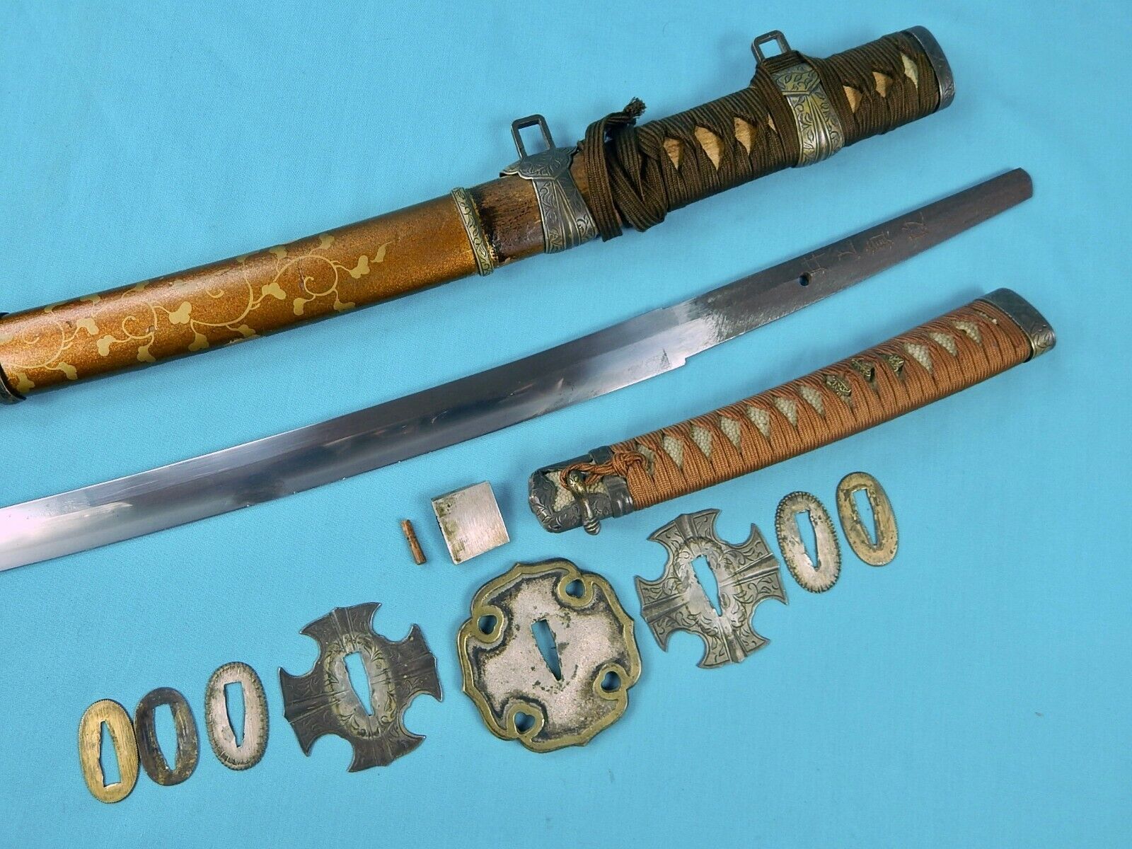 Japanese Japan WW2 Signed Tachi Katana Sword w/ Scabbard
