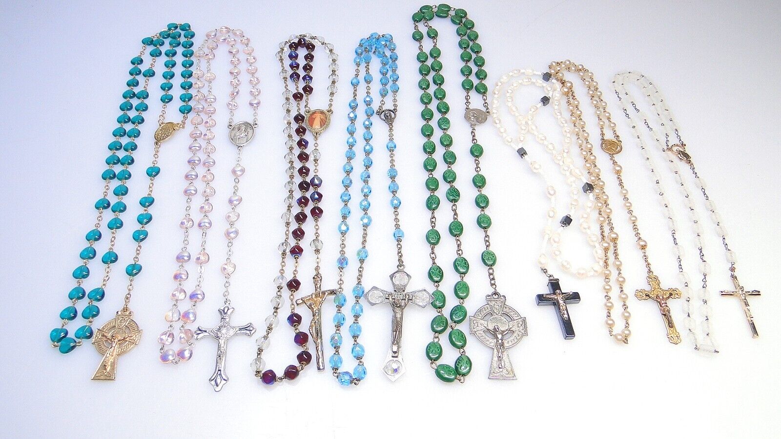 8 Vintage Rosaries Colored Beads Green Red Crucifixes Rosary Lot #1