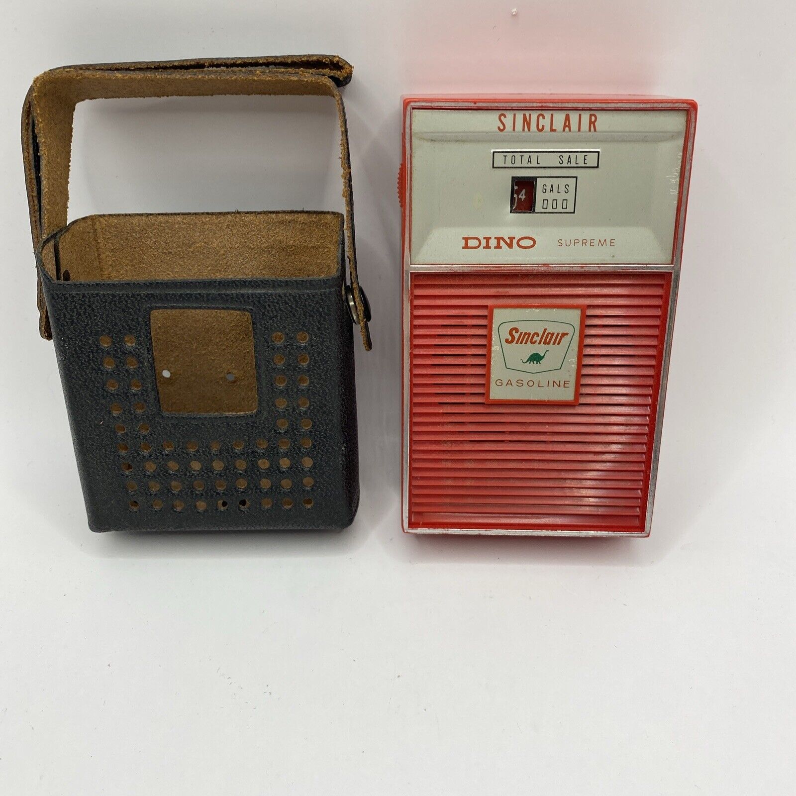 Sinclair Gasoline Dino Supreme Red Gas Pump Transistor Radio  Parts Or Repair