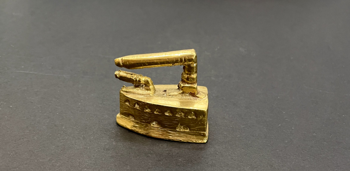 *Vintage* Miniature Brass Iron*