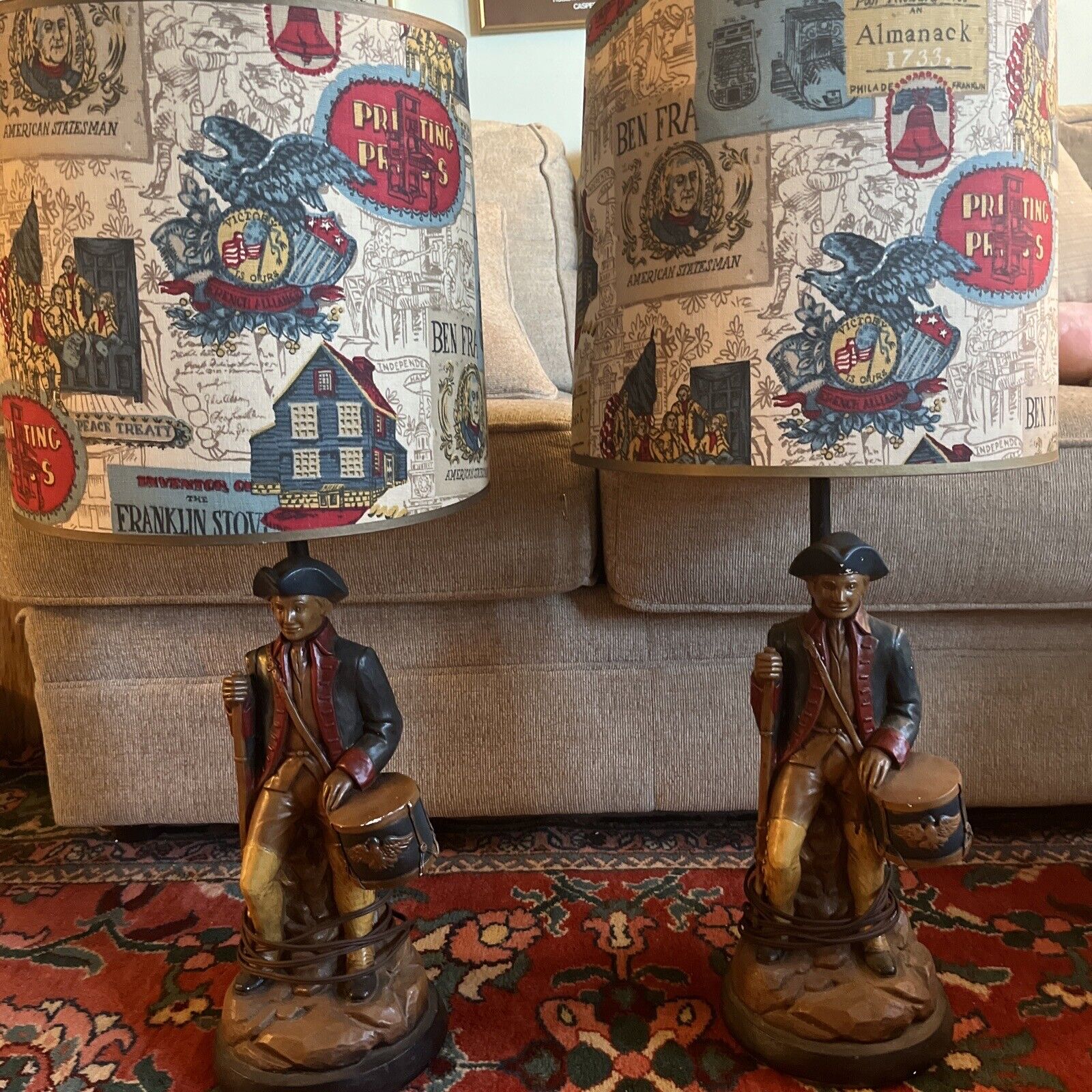 Pair Vintage  Revolutionary War Soldier Table Lamps (2) Resin Chalkware America