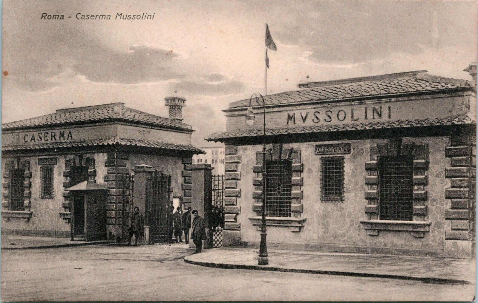 Vtg WWII Postcard Caserma Mussolini Mussolini Barracks Palazzo della Mlilizia