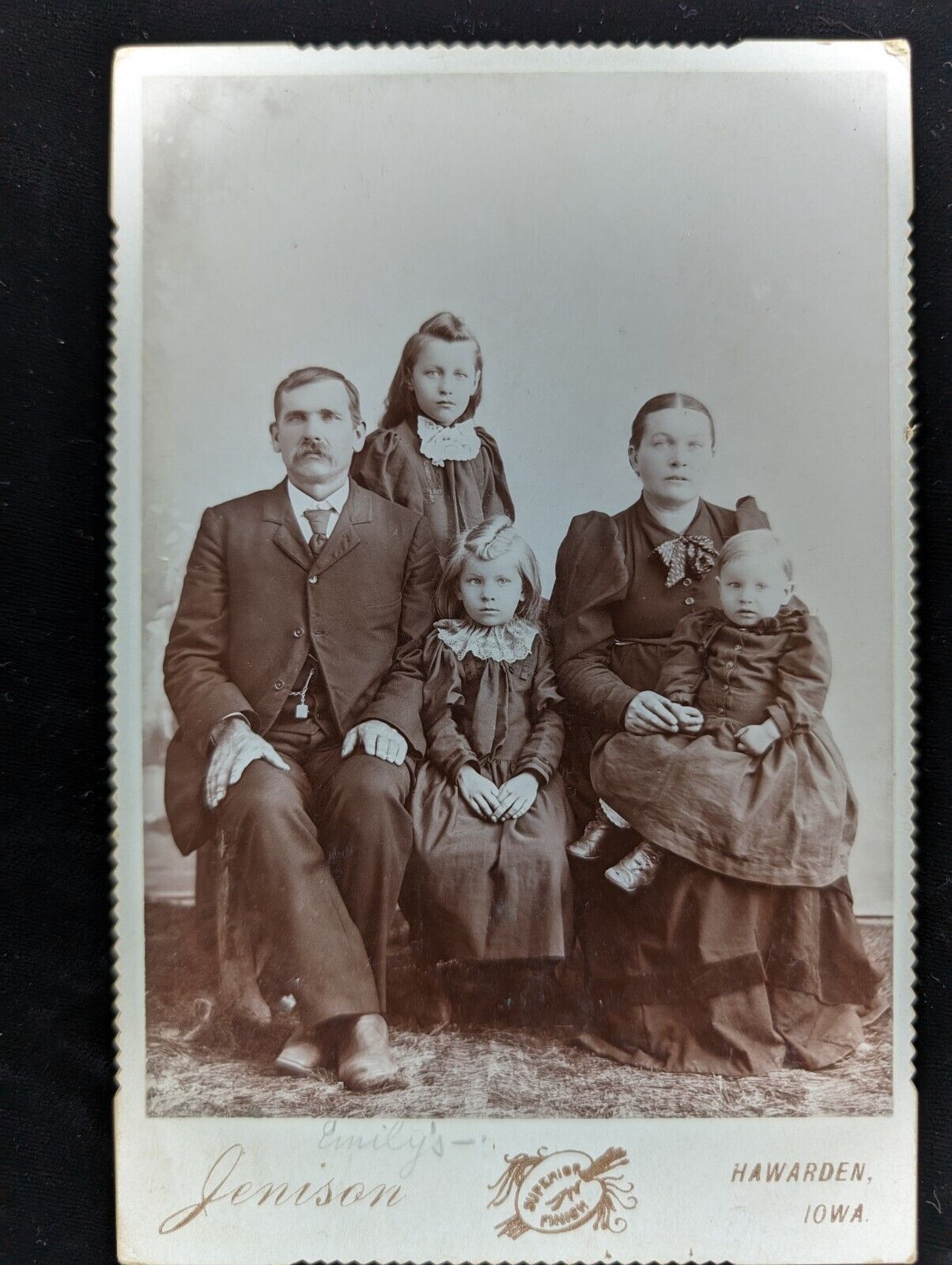 Antique Photo Victorian 1890s Cabinet Card Family Portrait 3 Kids Hawarden Iowa