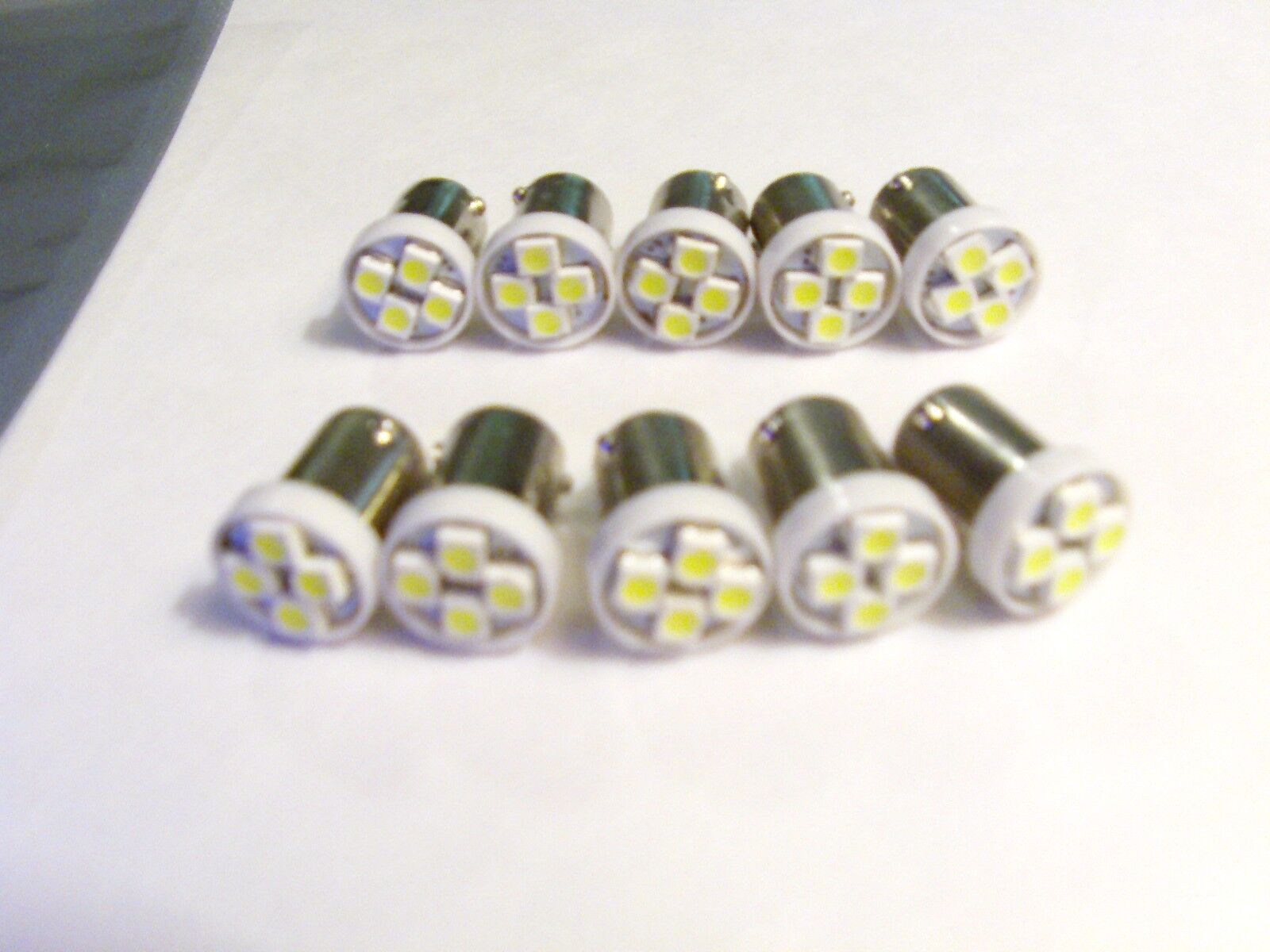 Pinball LED BULBS 4 SMD LED 6.3V Ba9s WHITE #44 #47 stern williams ring 10 pcs