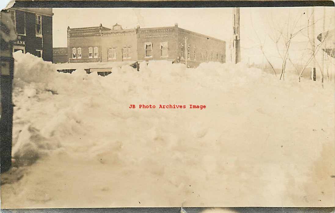 KS, Stafford, Kansas, RPPC, Street Scene, Large Snow Bank, Photo