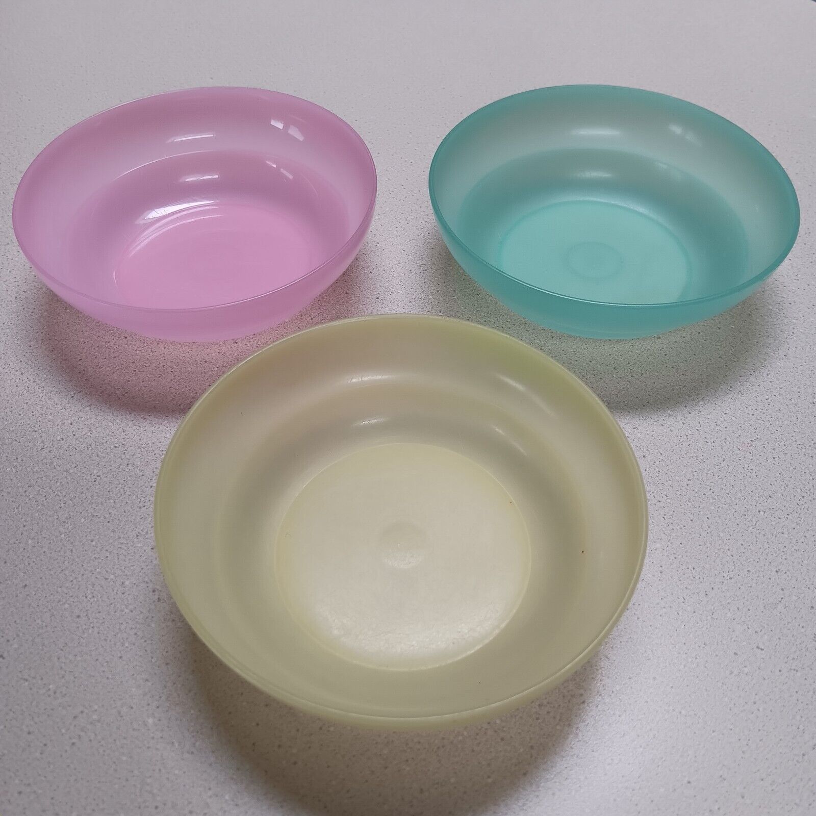 Vintage Tupperware Cereal Bowls Pastel Colors  #155 Lot of 3 Pink Blue Yellow