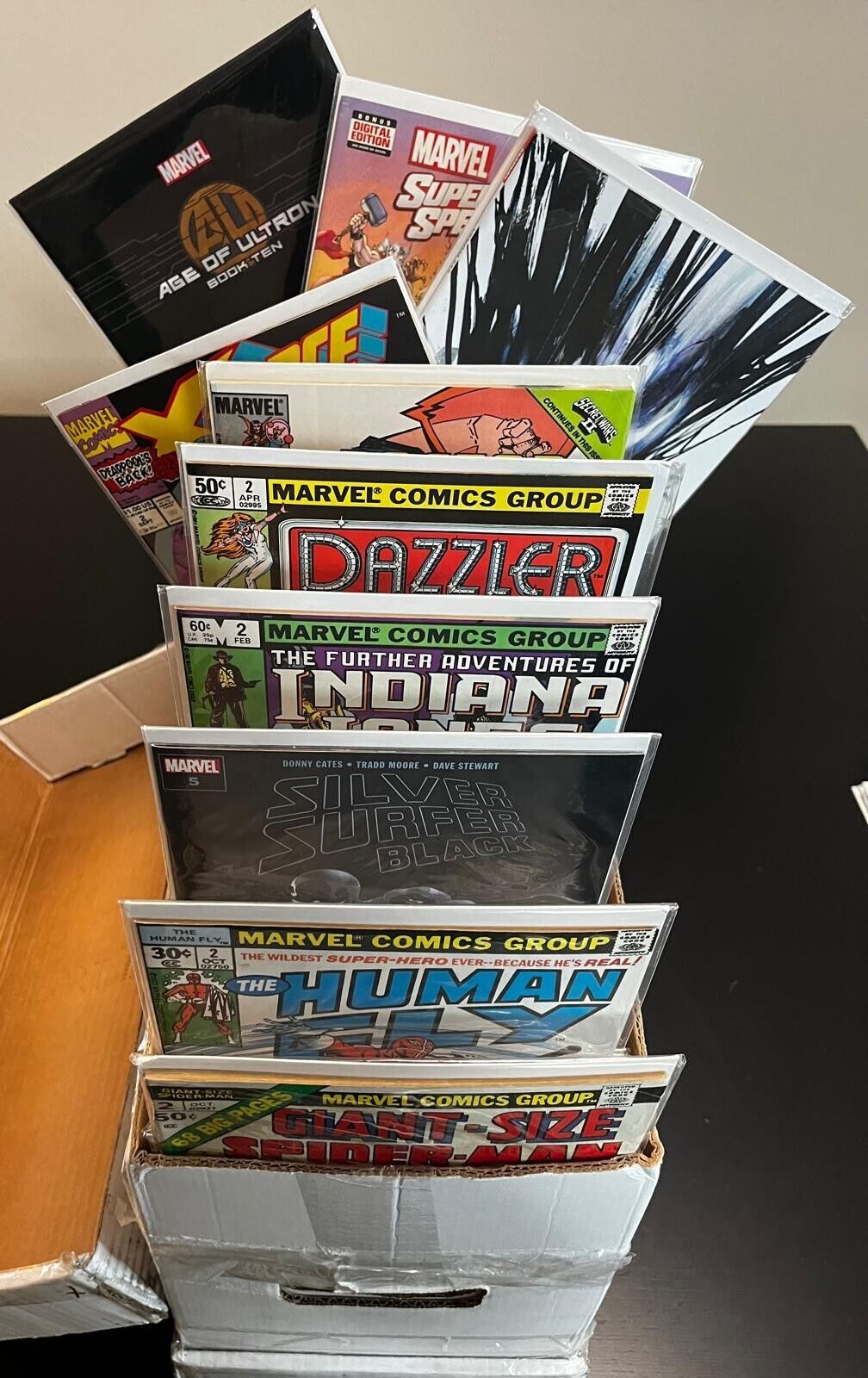 Full Short Box of Marvel Comic Books - Collection LOT
