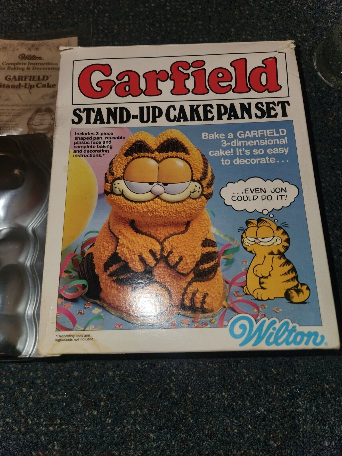 Vintage 1978 Wilton 3D Garfield Stand-Up Can Pan Set