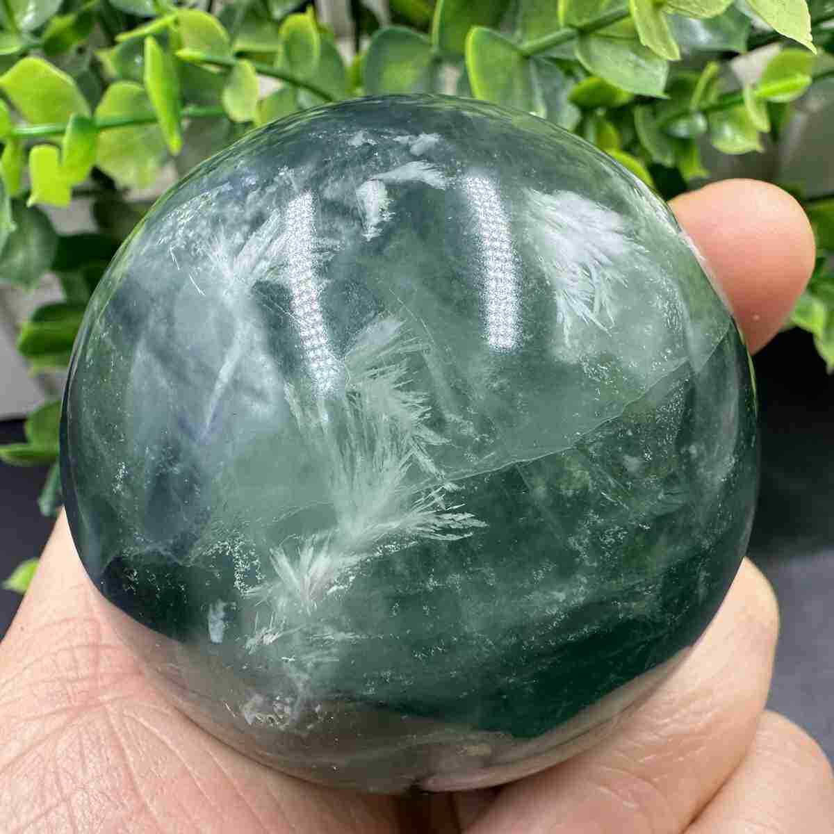 420g Natural Feather Fluorite Quartz Sphere Crystal Energy Ball Reiki Gem Decor 
