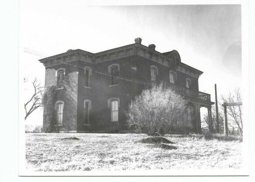 Vtg 1941 Snapshot Photograph DOW  CITY Iowa  Mansion