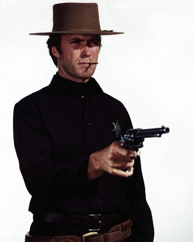 Clint Eastwood 8x10 Real Photo Hang \'Em High With Gun