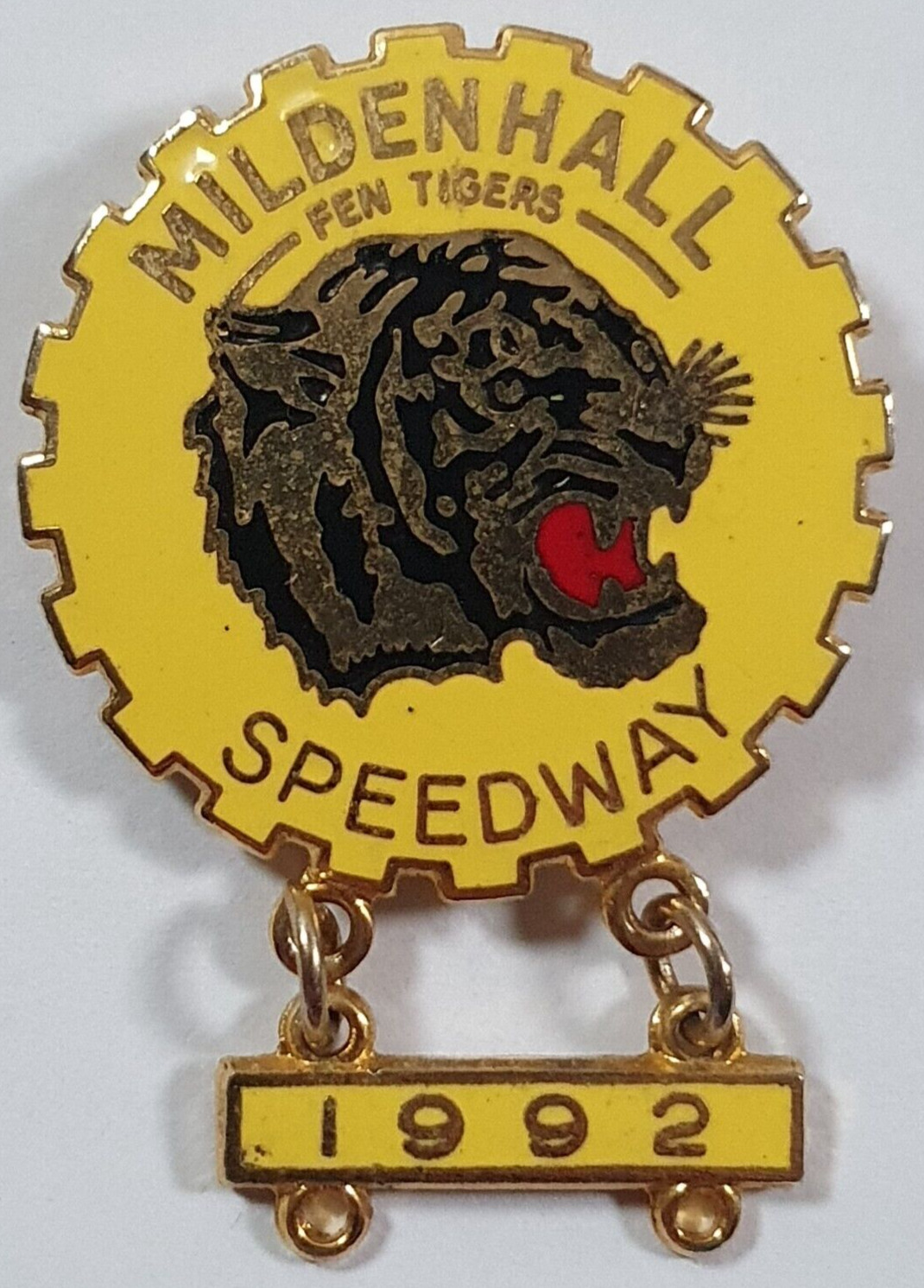 MildenHall Fen Tigers speedway Enamel Pin Badge With Date Bar 1992. 45x32mm.