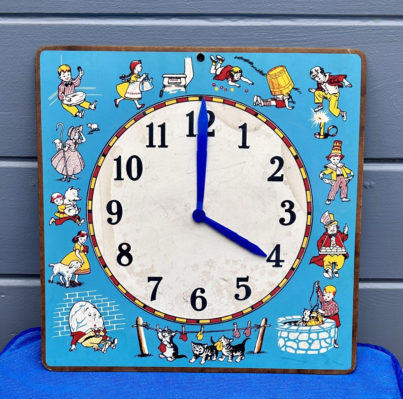 Vintage Children’s How To Tell Time Clock