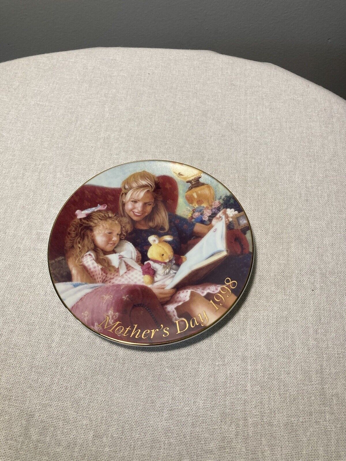 1998 Avon Mother’s Day Plate