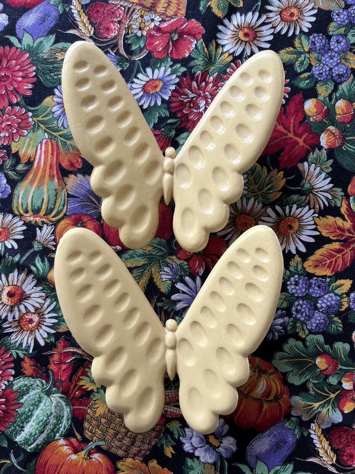 Vintage Set of  2 Sunny Yellow Burwood Butterfly Wall Decorations 1985 4\