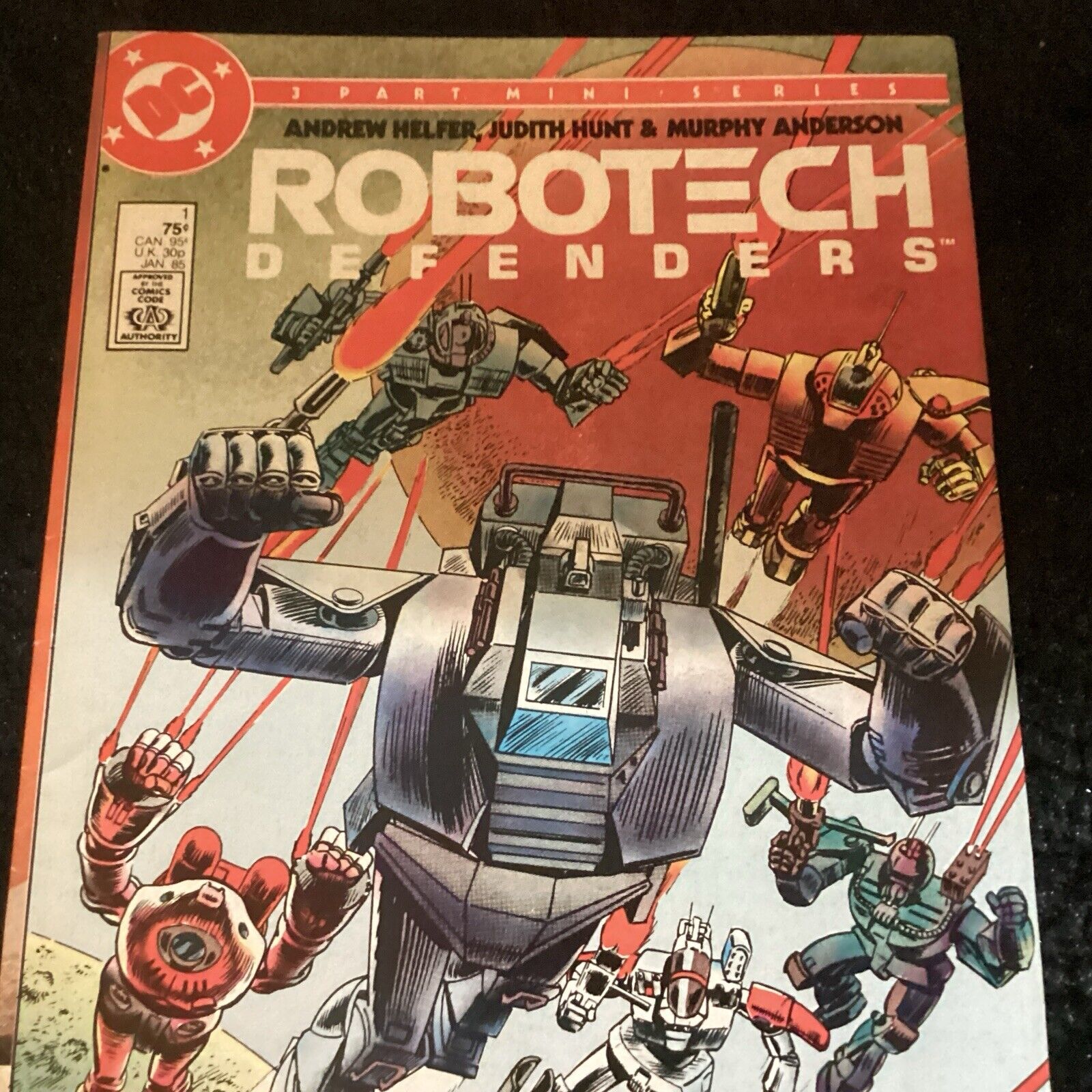 DC Comics Robotech Defenders #1 of 3, January 1985 (The Gathering)