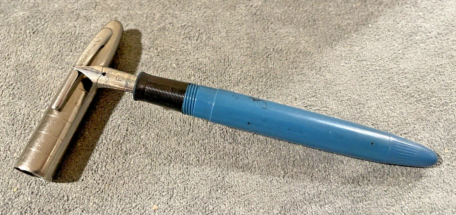 SHEAFFER’S Vintage Solid Blue Student Cartridge 305 Fountain Pen--1286.23l