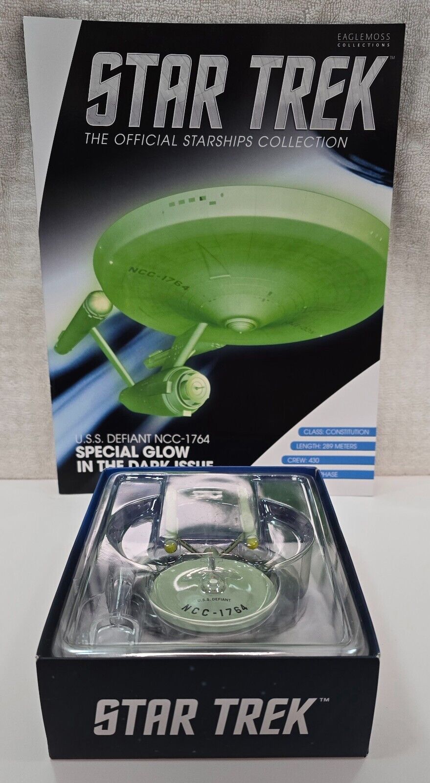 🆕Eaglemoss USS Defiant NCC-1764 Glow in the Dark Special Edition with Large Mag