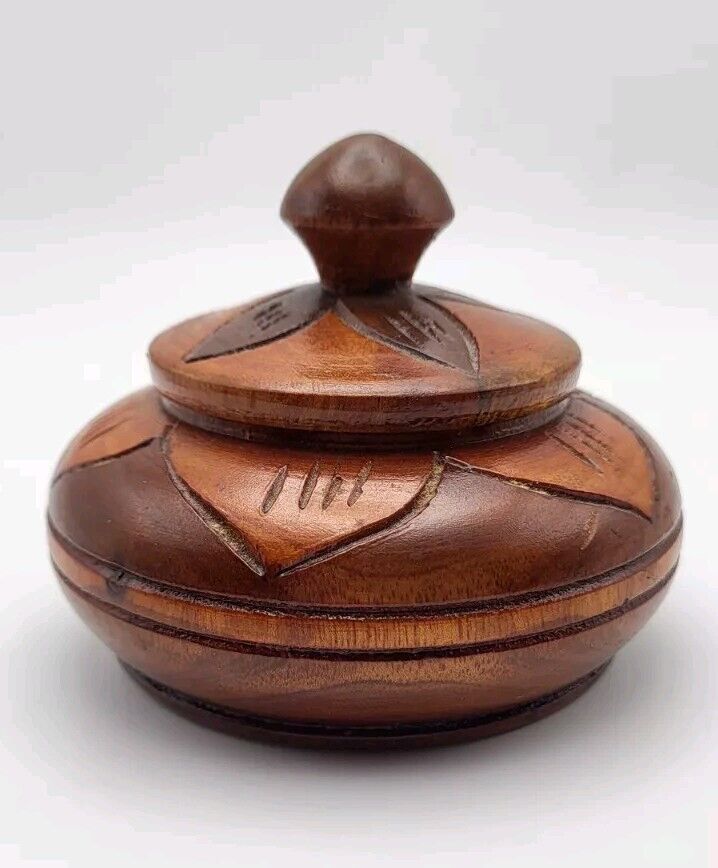 Vintage Beautiful Hand Carved Round Wooden Trinket Bowl Jewelry Box With Lid