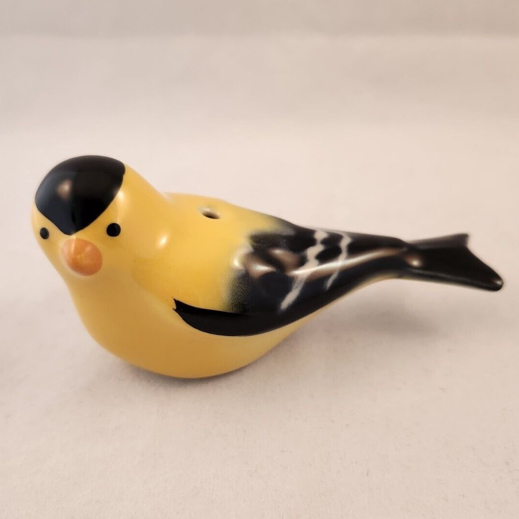Longaberger Goldfinch Backyard Bird Ornament - Collector Club, Porcelain - USA