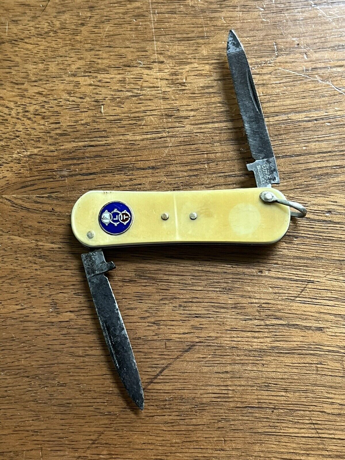 Vintage Oddfellows Pocketknife Fraternal Order FLT Orange Cutlery Co