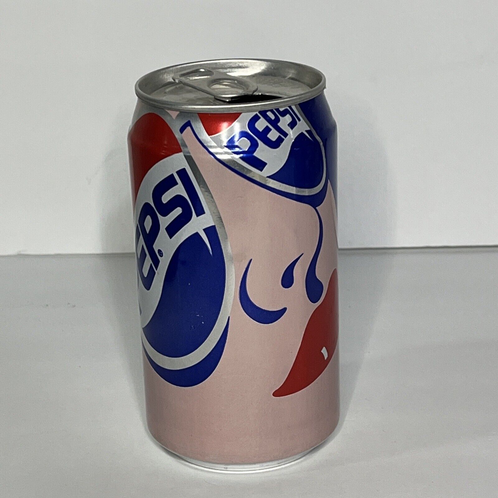 PEPSI 12oz. Can. Vintage 90s. Summer Theme Cool Cans. Great Condition.