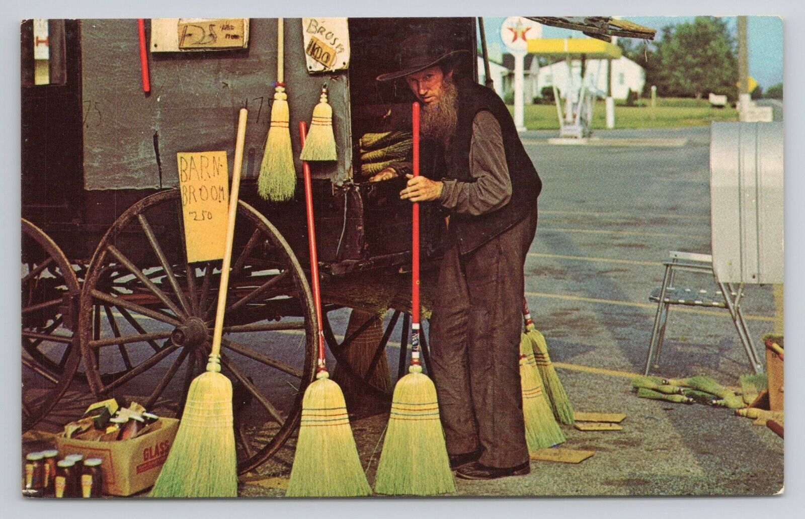 Amish Country Amish Gentleman Selling His Wares Postcard 4118
