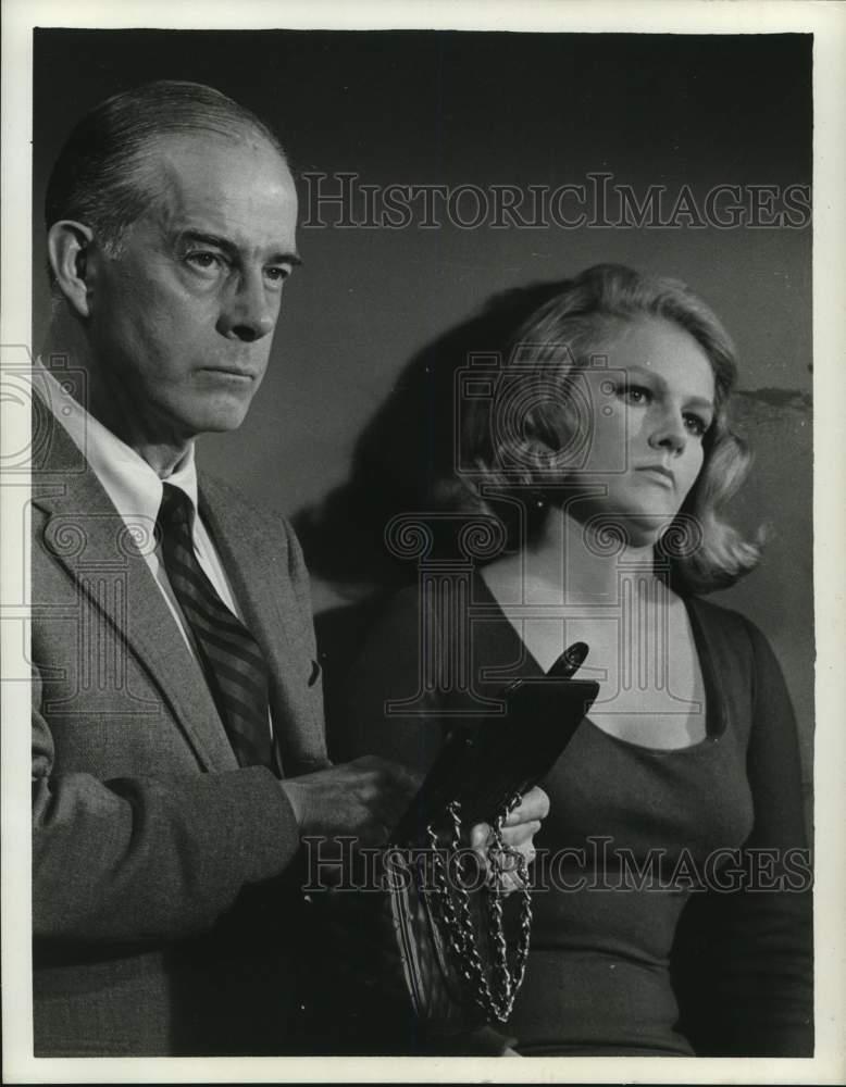 1967 Press Photo Actor Harry Morgan, Donna Boswell in \