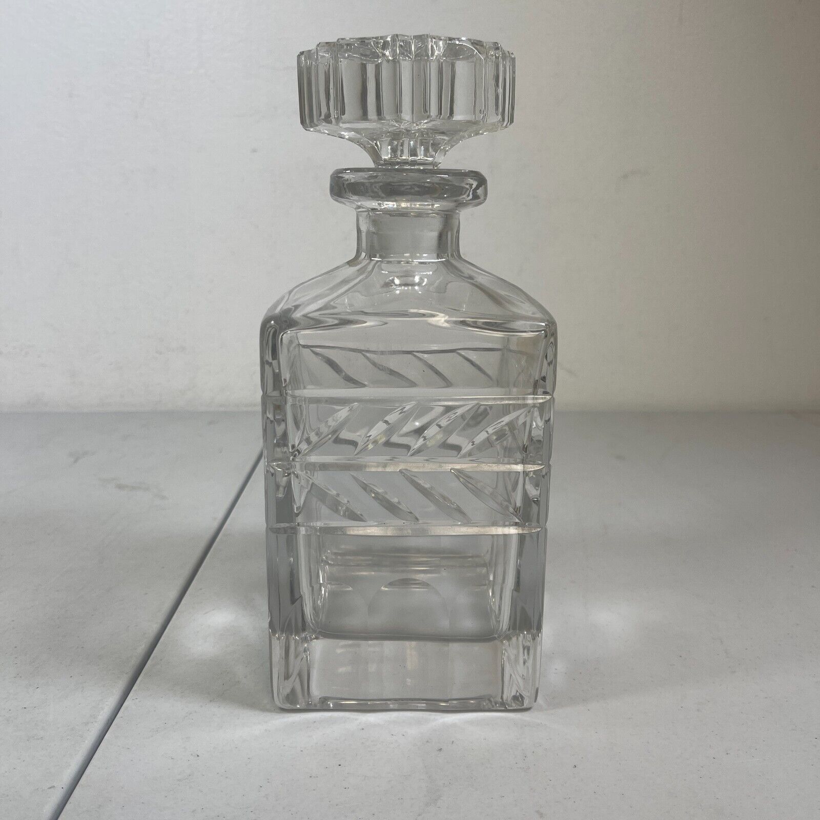 Vintage Lead Crystal Whisky Decanter Vintage 9\