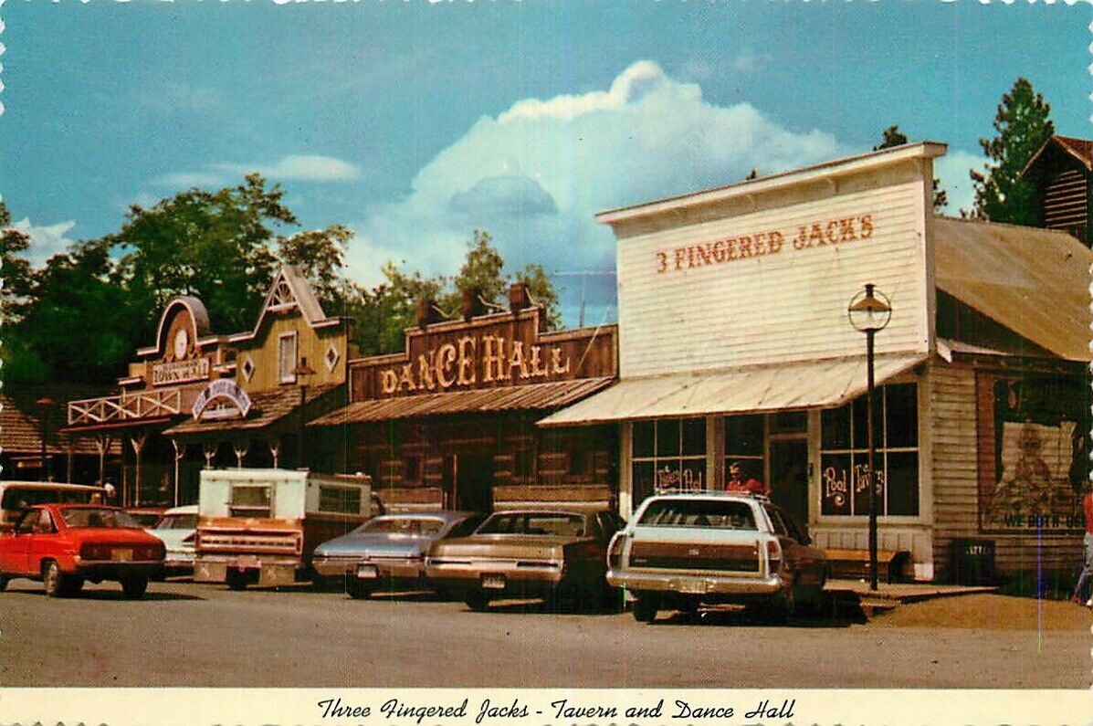 Postcard Three Fingered Jacks Tavern, Saloon, Winthrop, Washington