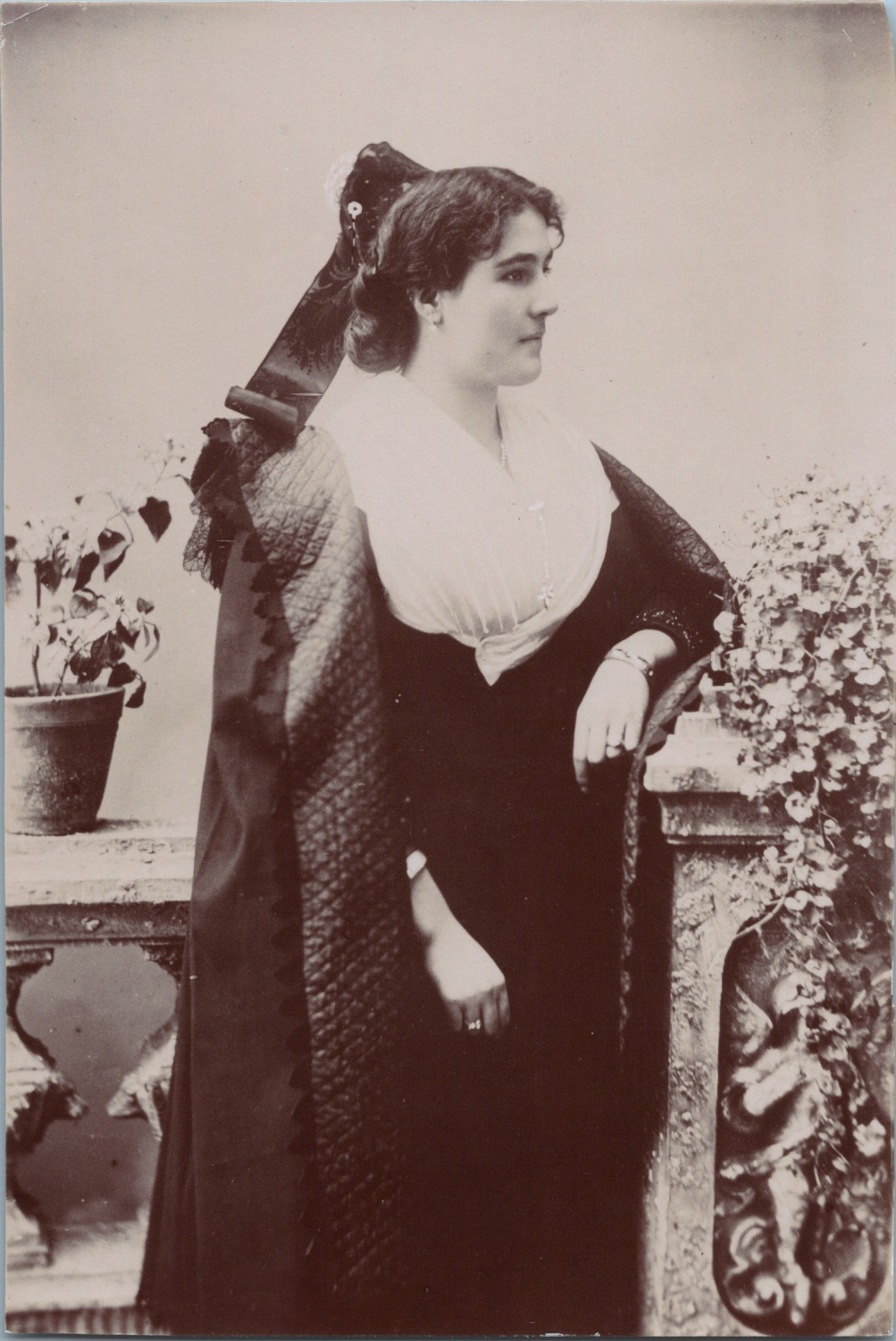 France, Arlesian woman, vintage print, ca.1890 vintage print d' print