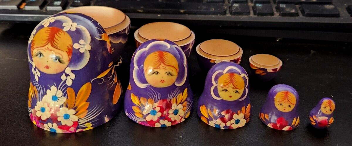 Set of 5 Hand painted Vintage Russian Wooden Matryoshka Stacking Nesting Dolls