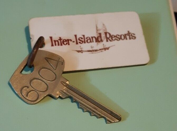 Vintage NANILOA HOTEL HILO, HAWAII INTER-ISLAND RESORTS Plastic Fob Key 6004