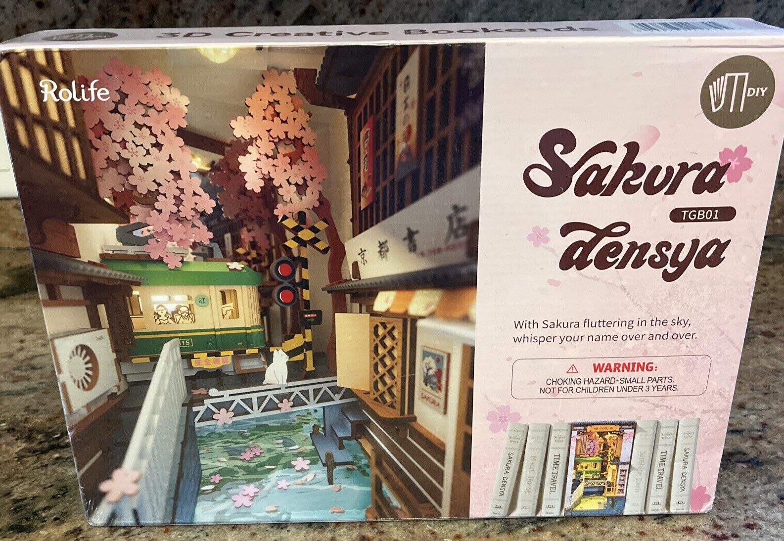 DIY Sakura Densya TGB01 3D Creative Bookends Sealed