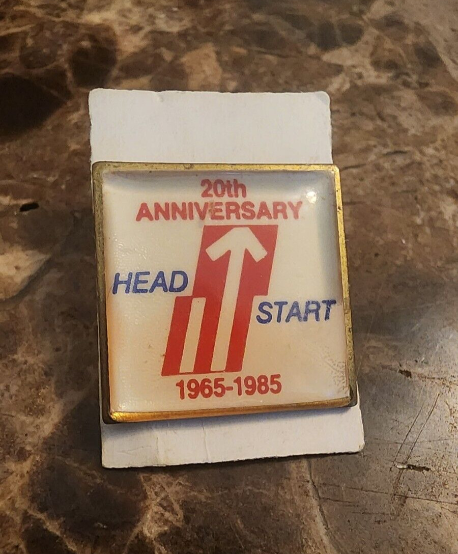 1985 20th Anniversary Head Start Collectible Vintage Advertisement Lapel Pin