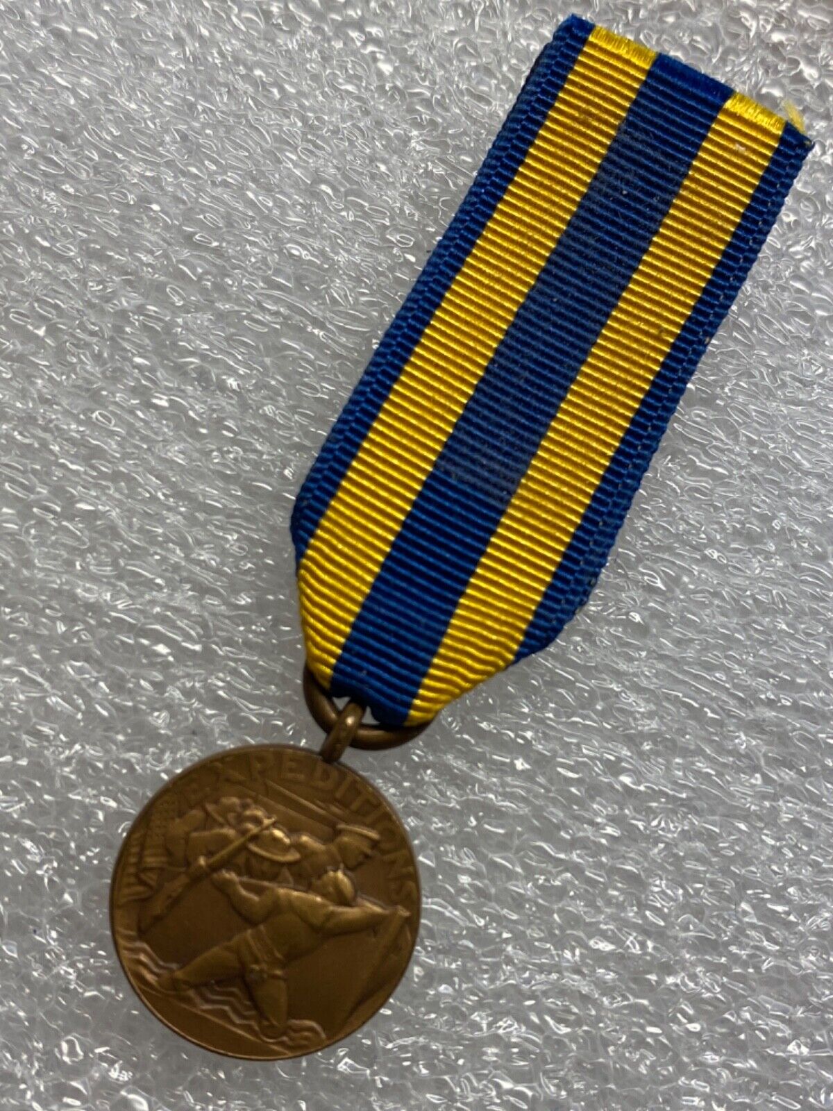 UNITED STATES NAVY, EXPEDITIONARY MEDAL, MINATURE