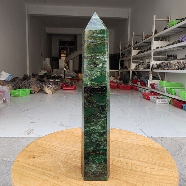 775g Natural Emerald Obelisk Tower Point Quartz Crystal mineral Healing Energy