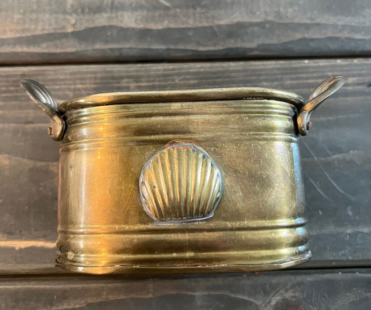 Vintage Brass Decorative Planter With Sea Shell & Handles Details Nautical