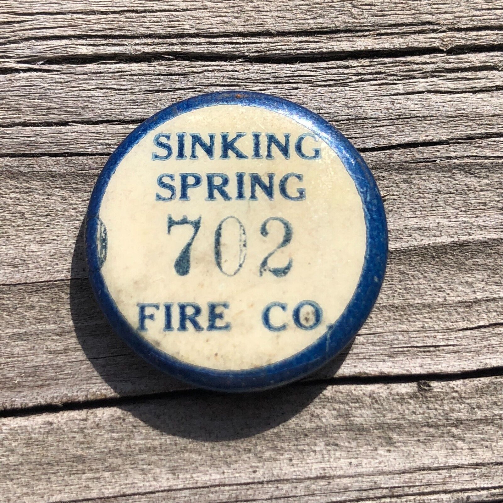 Vintage Antique Sinking Spring PA Fire Company 702 Button Badge Pin Pinback G3