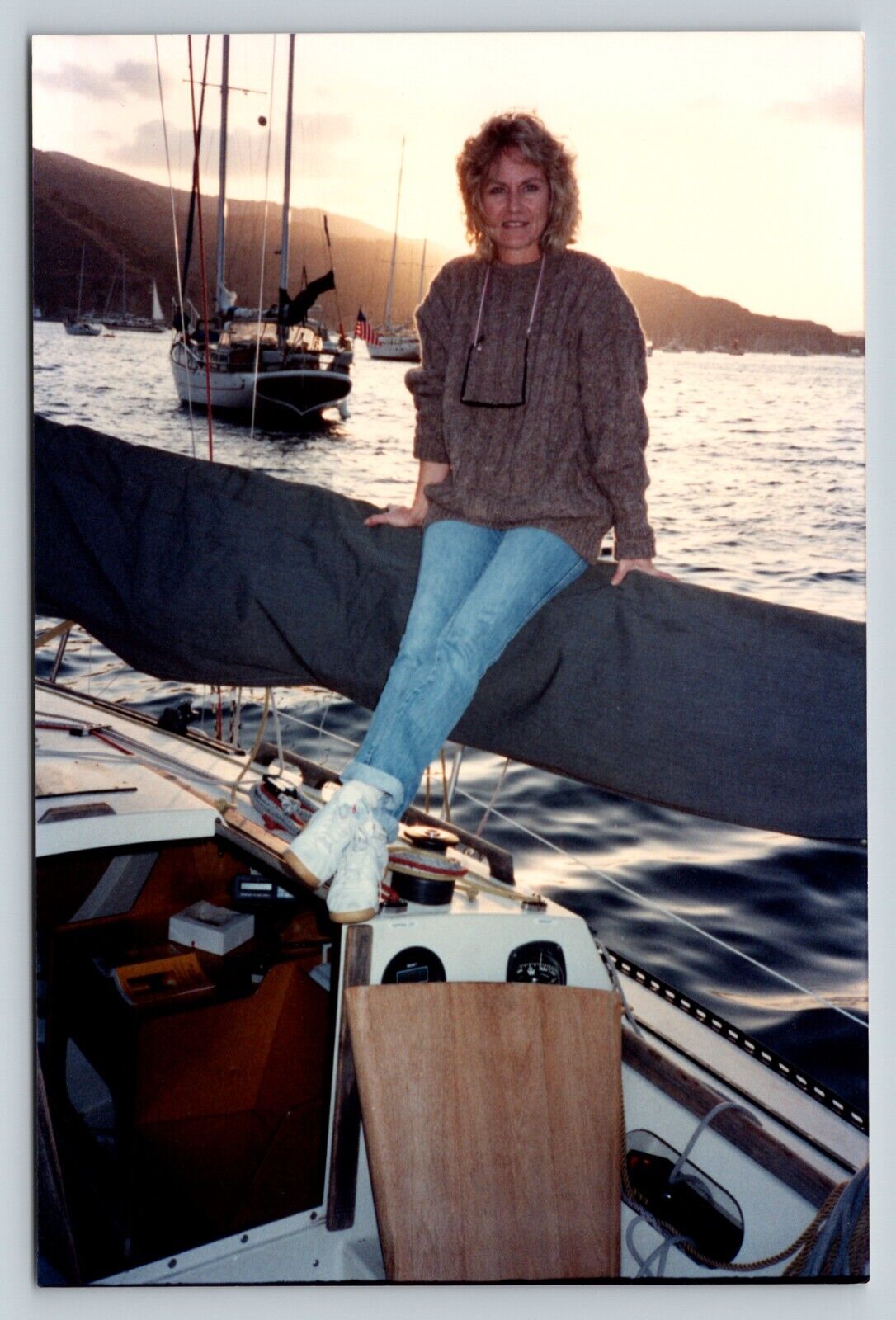 Beautiful View On Boat Relaxed Woman Classic Fashion VINTAGE 4x6\
