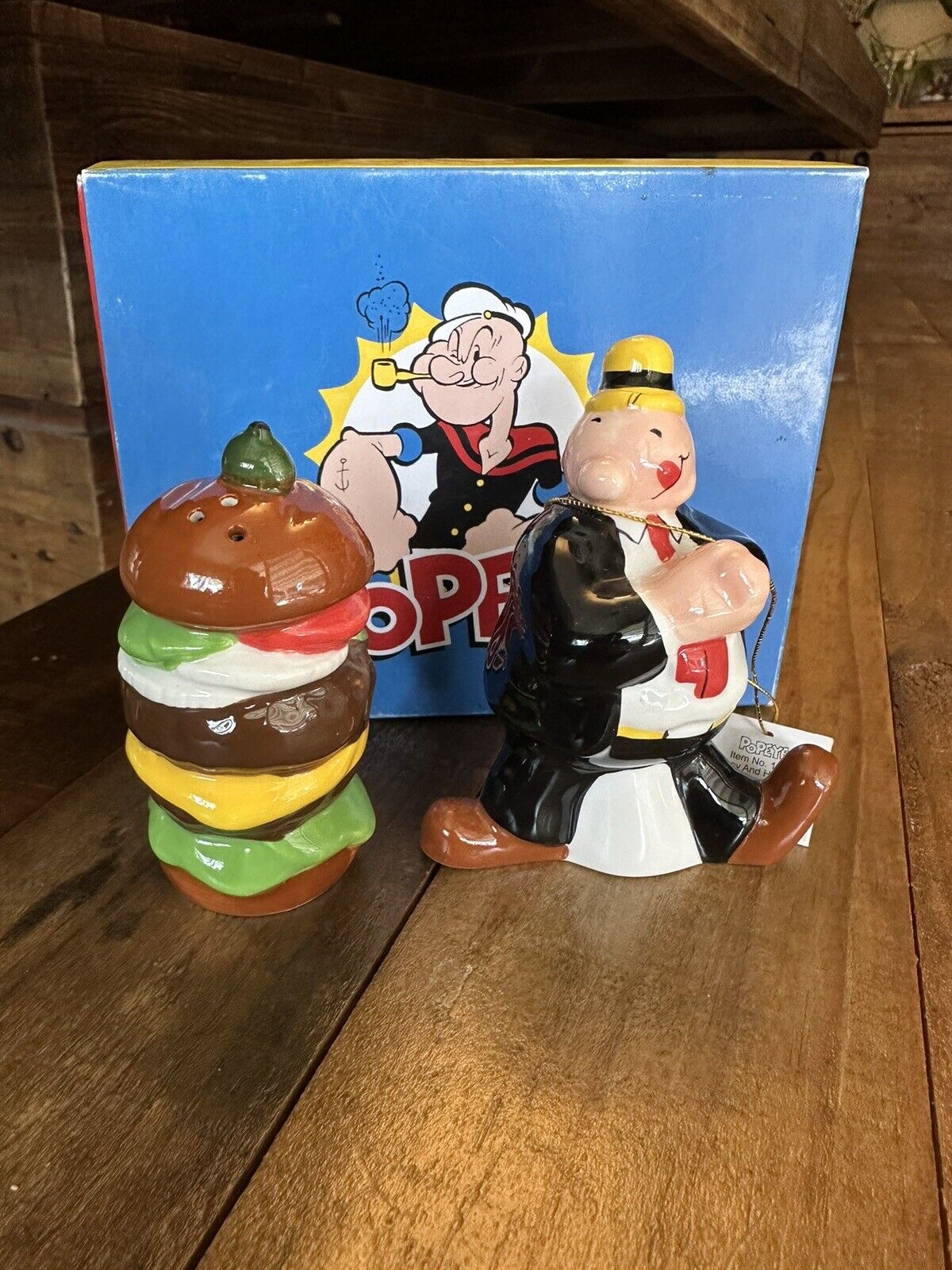 Popeye Wimpy And Hamburger Salt and Pepper Shaker Ceramic Westland New Box